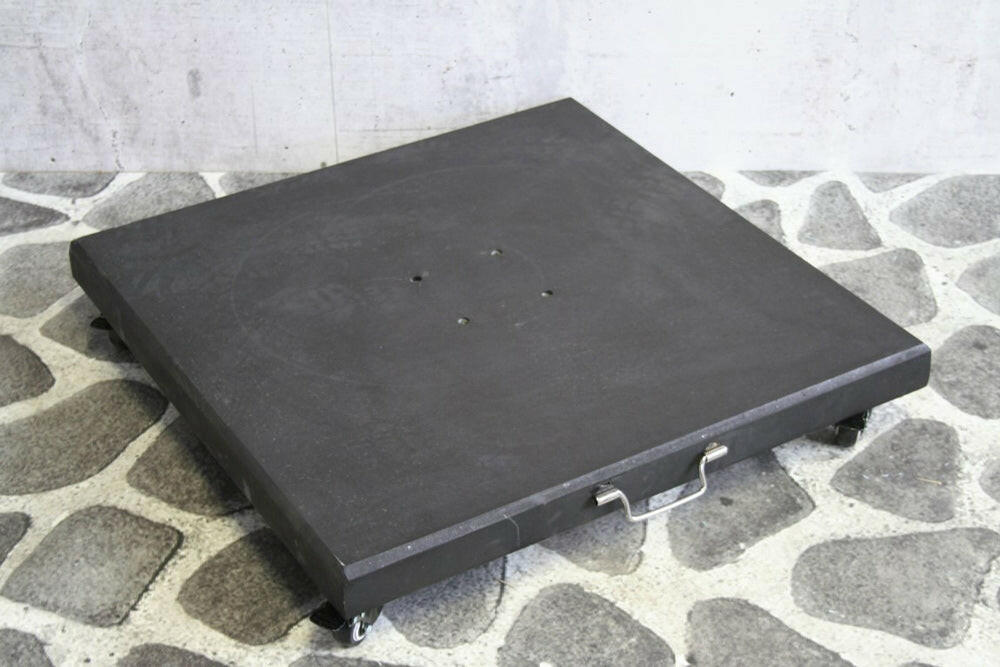Parasolvoet op wielen: zwart graniet 100 kg..