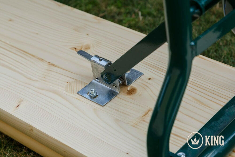 Biertafelset 220 cm op 70 cm met 2 zitbanken met rugleuningen KING ® - tweede keuze